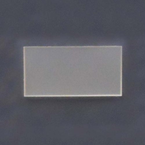 BaTiO3 (100) 10x3 x0.5 mm, 1SP Substrate grade (with domains)